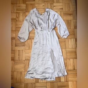 Elegant Shiny Beige Long Sleeve Dress